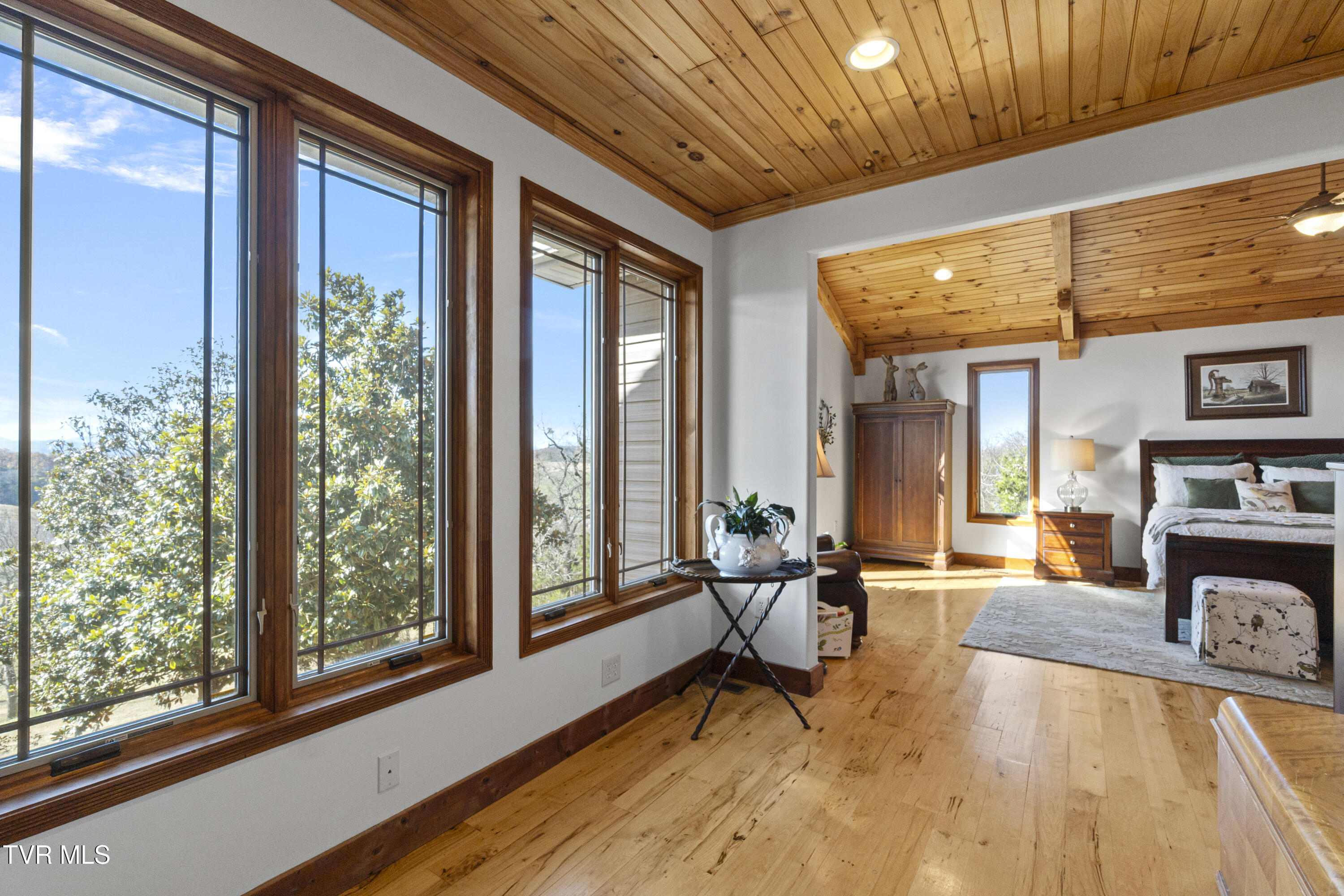 Parrottsville, Tennessee, 37843, United States, 5 Bedrooms Bedrooms, ,4 BathroomsBathrooms,Residential,For Sale,2005757