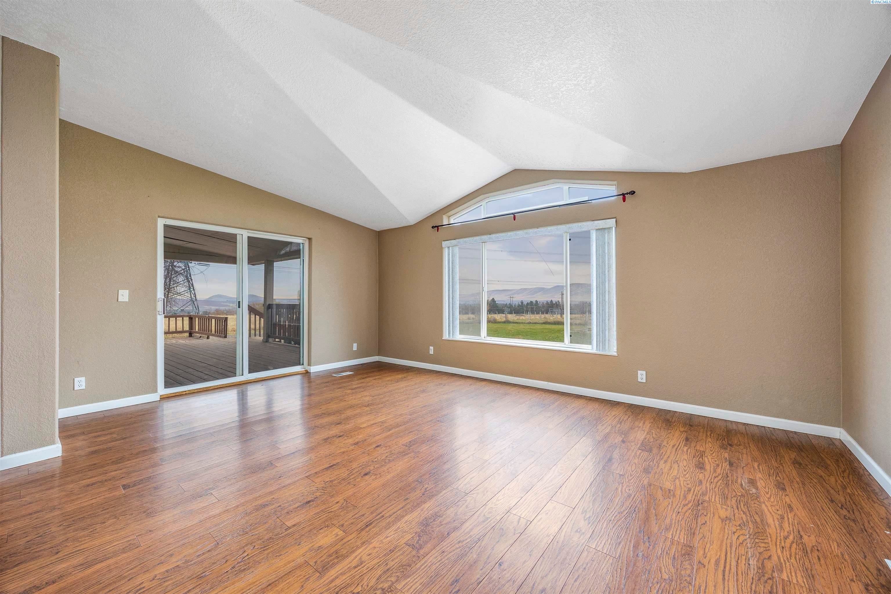 Benton City, Washington, 99320, United States, ,Residential,For Sale,1998051