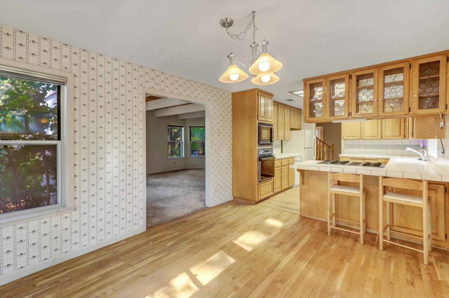 Nevada City, California, 95959, United States, 4 Bedrooms Bedrooms, ,3 BathroomsBathrooms,Residential,For Sale,1942290