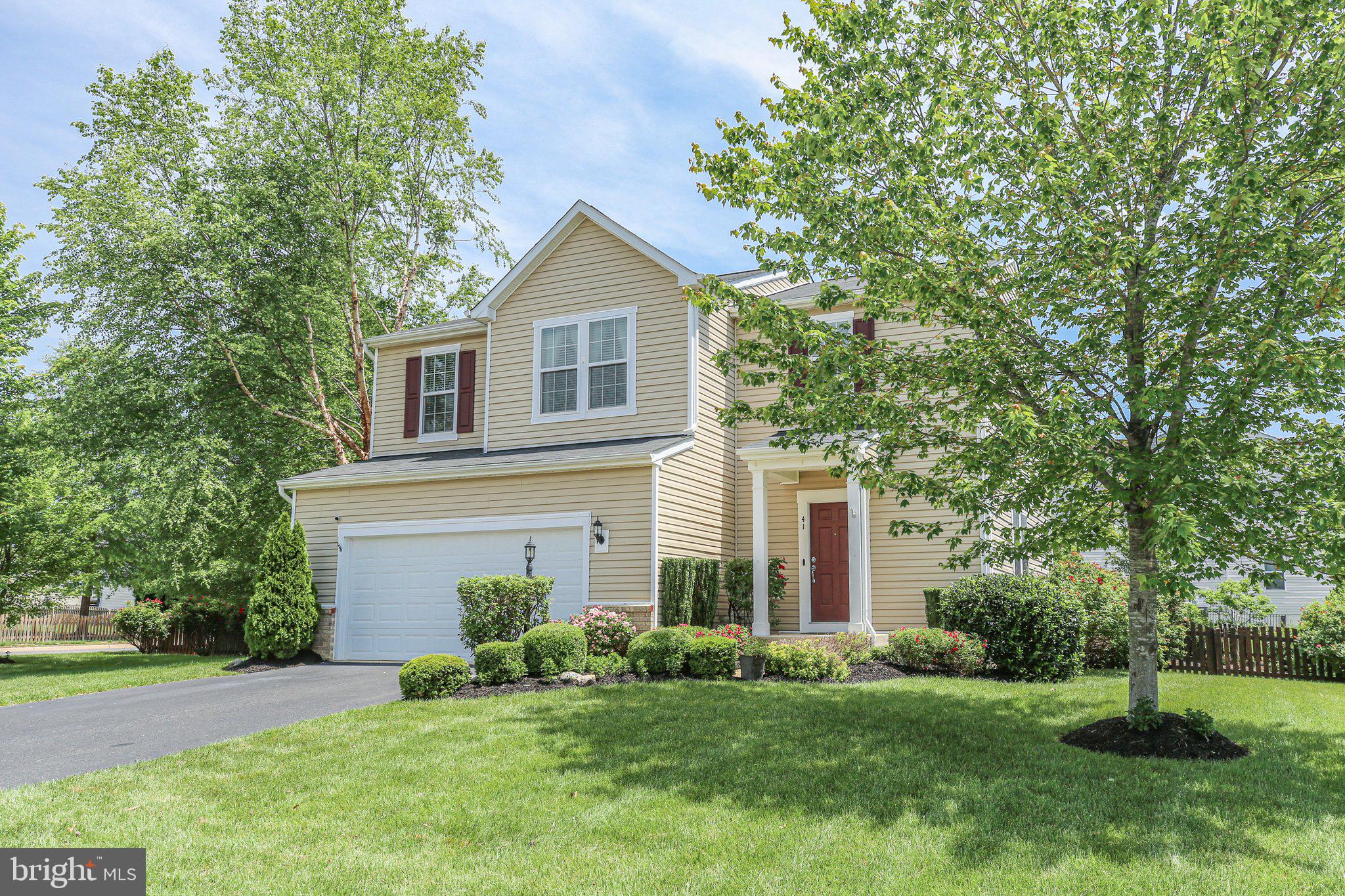 Fredericksburg, Virginia, 22406, United States, 3 Bedrooms Bedrooms, ,2 BathroomsBathrooms,Residential,For Sale,1887792