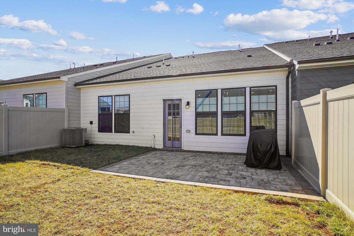 Frederick, Maryland, 21701, United States, 3 Bedrooms Bedrooms, ,4 BathroomsBathrooms,Residential,For Sale,1920033