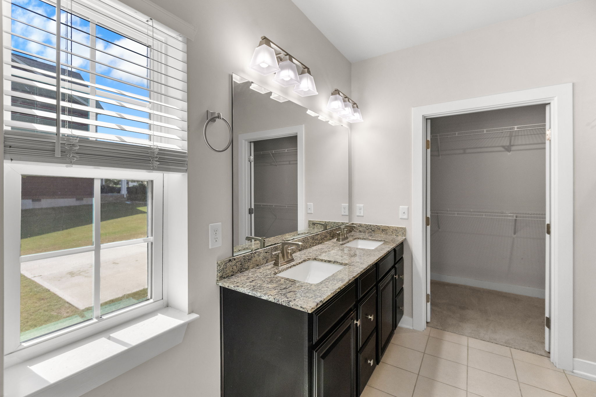  216 Edwin Ellis Dr, Greer, SC 29651 - 物件實景
