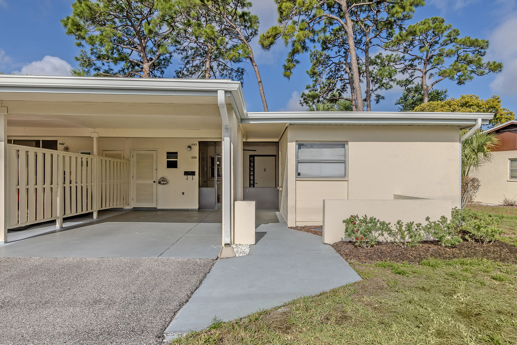  VILLAGE IN THE PINES - 物件實景