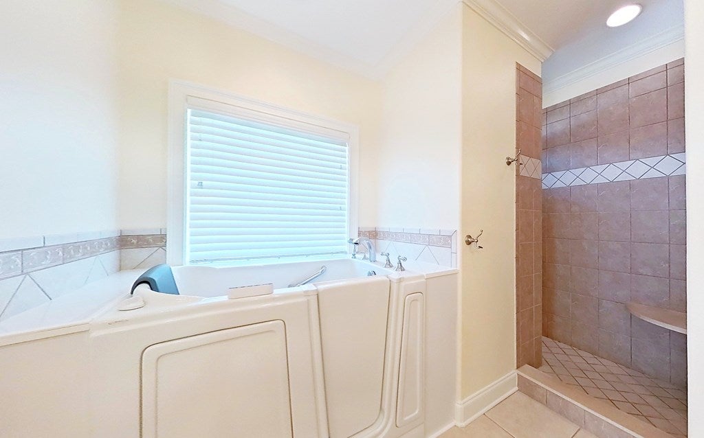 Thomasville, Georgia, 31757, United States, 4 Bedrooms Bedrooms, ,4 BathroomsBathrooms,Residential,For Sale,2007494