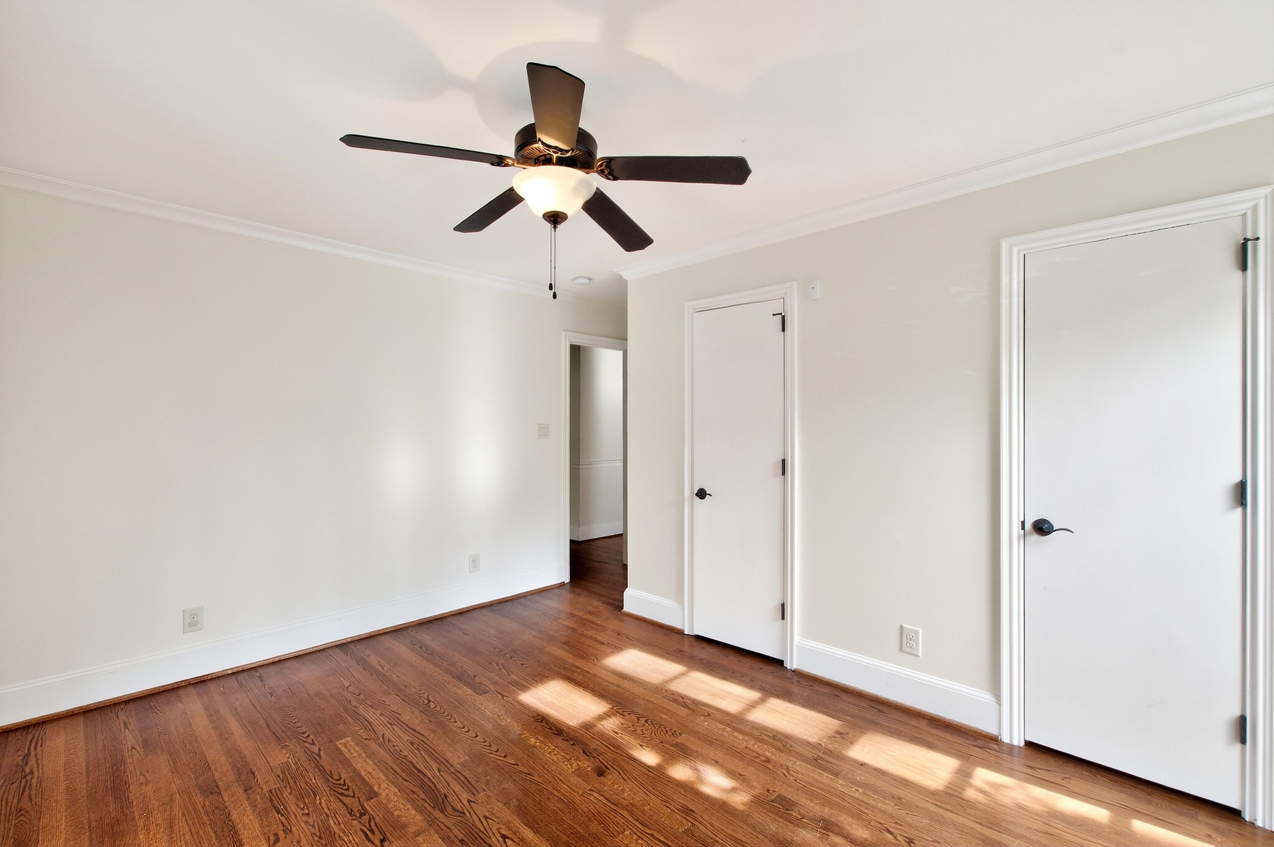 3620 Alamance Drive, Raleigh, NC 27609 - 物件實景