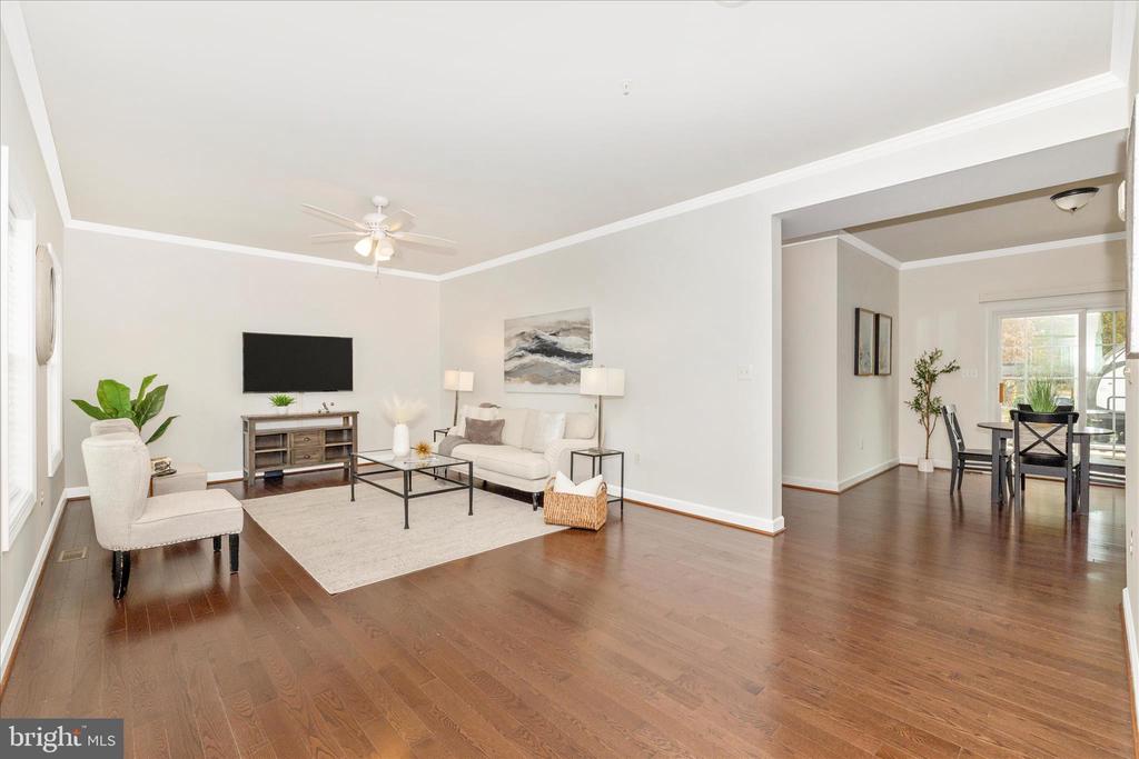 Frederick, Maryland, 21702, United States, 4 Bedrooms Bedrooms, ,3 BathroomsBathrooms,Residential,For Sale,1987380