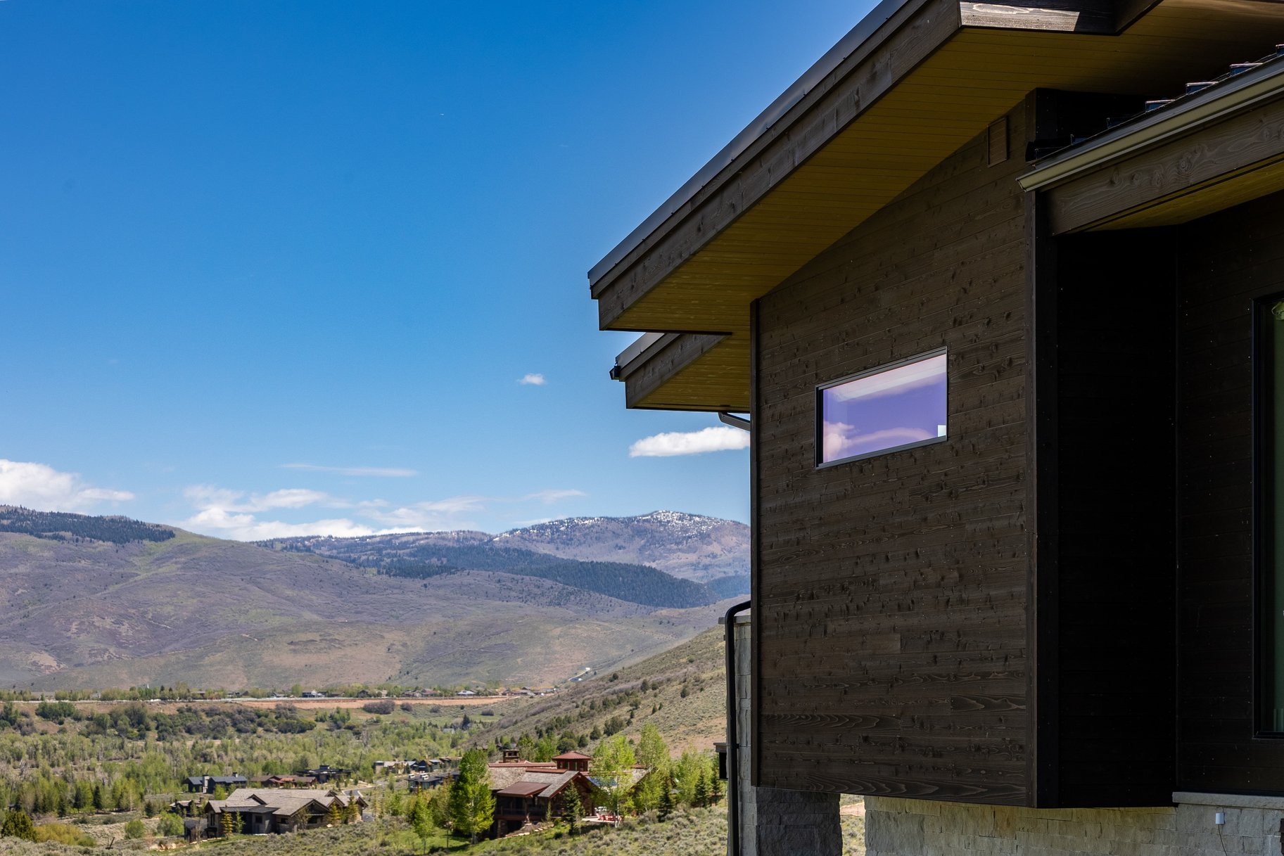  Beautiful Modern Custom Home with Rock Cliff Views at Victory Ranch - 物件實景