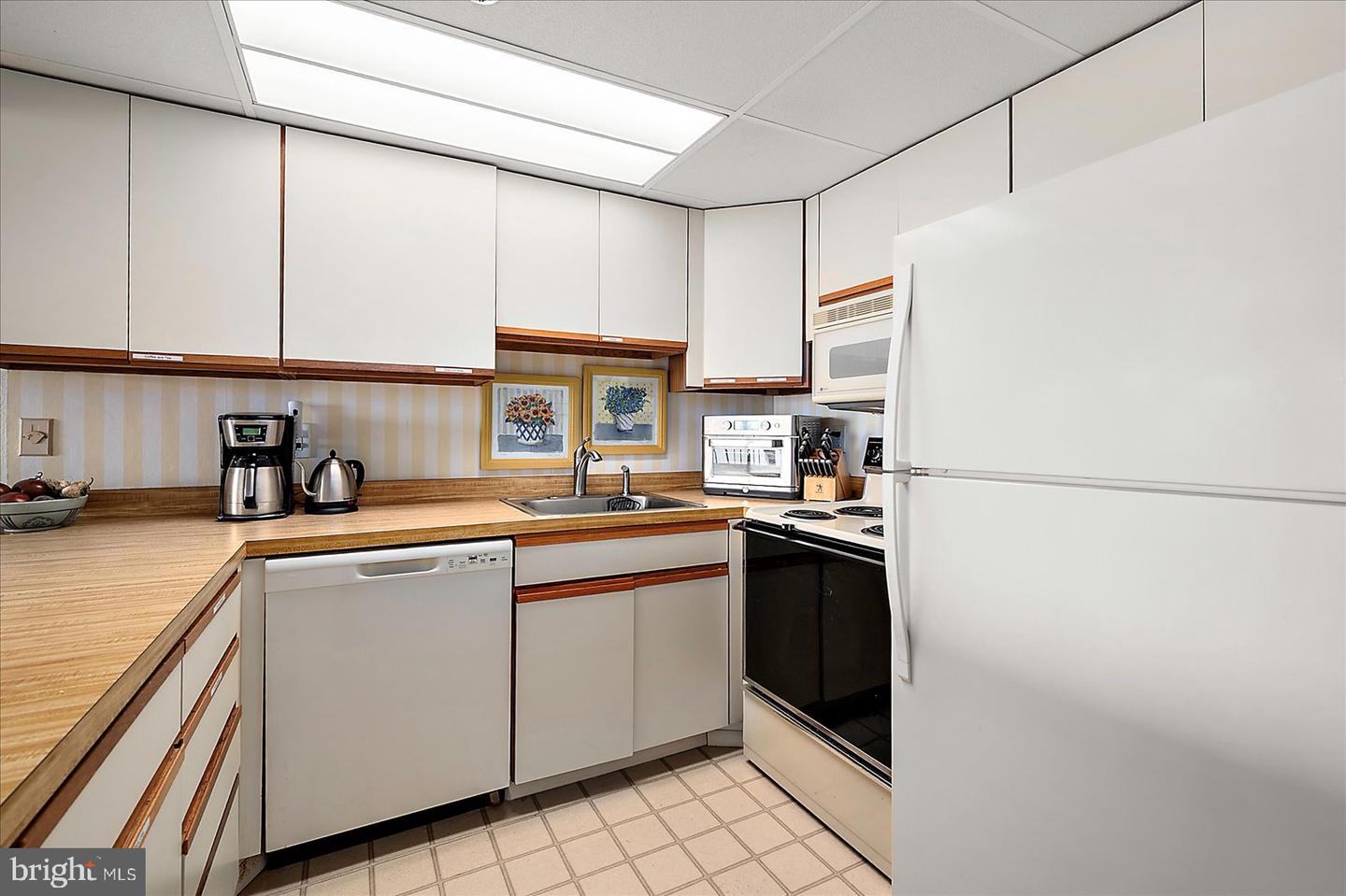Ocean City, Maryland, 21842, United States, 2 Bedrooms Bedrooms, ,2 BathroomsBathrooms,Residential,For Sale,1917590