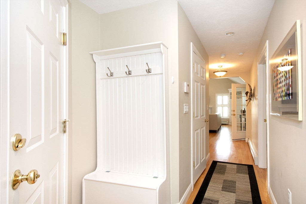 Hanover, Massachusetts, 02339, United States, 2 Bedrooms Bedrooms, ,3 BathroomsBathrooms,Residential,For Sale,1940214
