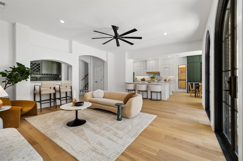 Dallas, Texas, 75287, United States, 5 Bedrooms Bedrooms, ,5 BathroomsBathrooms,Residential,For Sale,2003139