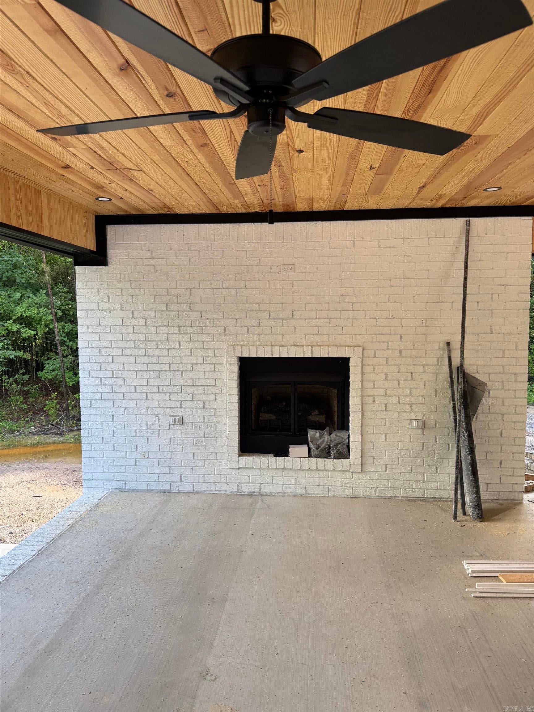 Hot Springs, Arkansas, 71913, United States, 3 Bedrooms Bedrooms, ,2 BathroomsBathrooms,Residential,For Sale,2048958