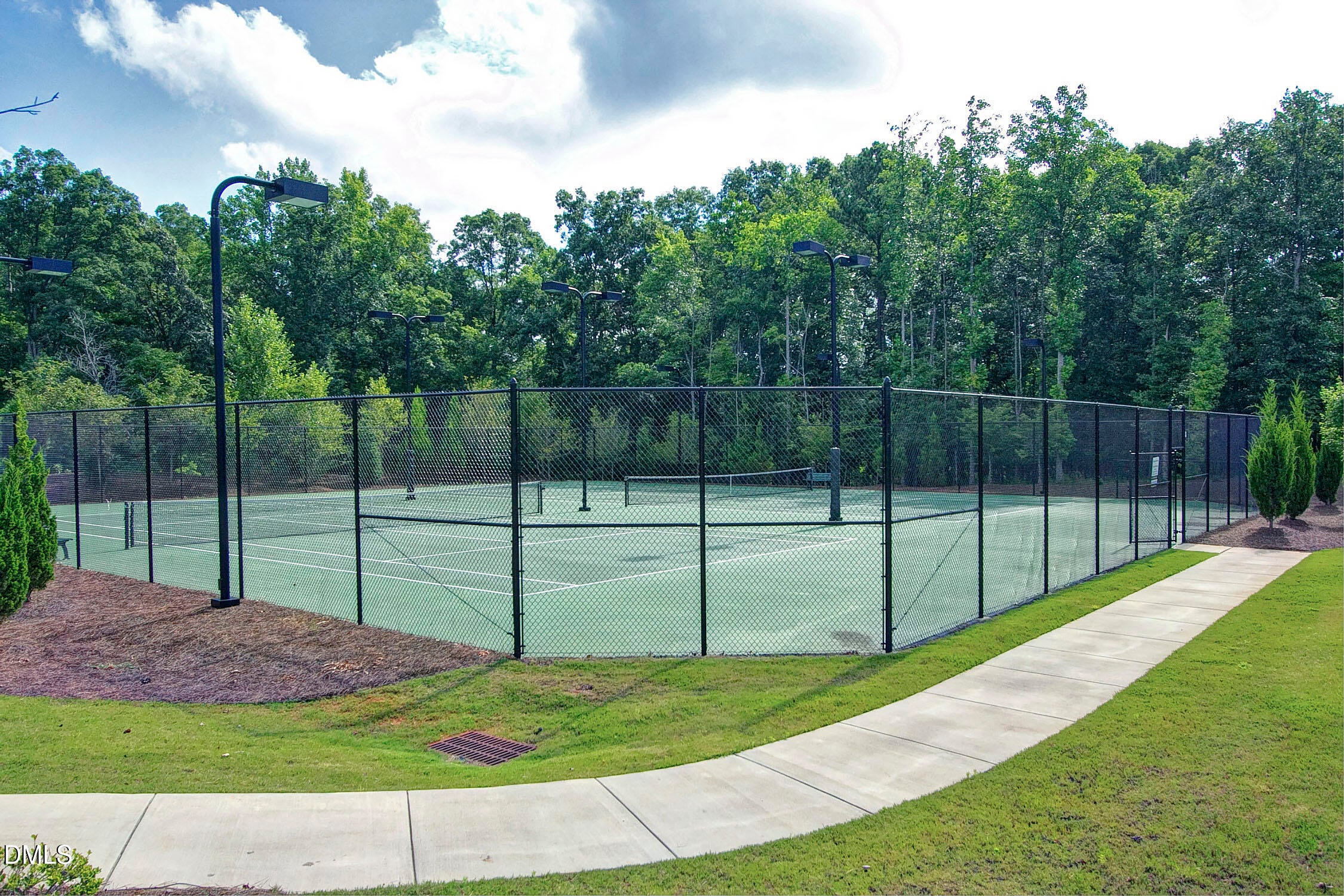 Apex, North Carolina, 27539, United States, 5 Bedrooms Bedrooms, ,5 BathroomsBathrooms,Residential,For Sale,2003181