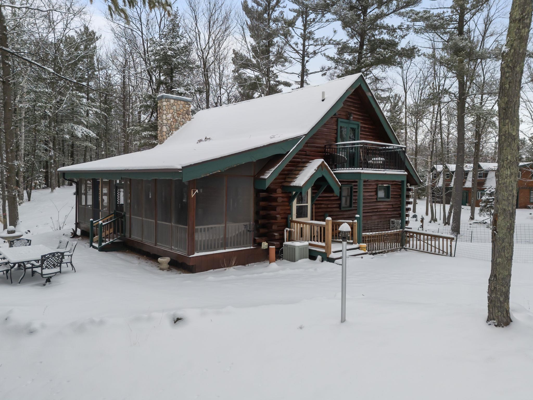 PICKEREL, Wisconsin, 54465, United States, 4 Bedrooms Bedrooms, ,3 BathroomsBathrooms,Residential,For Sale,2002993
