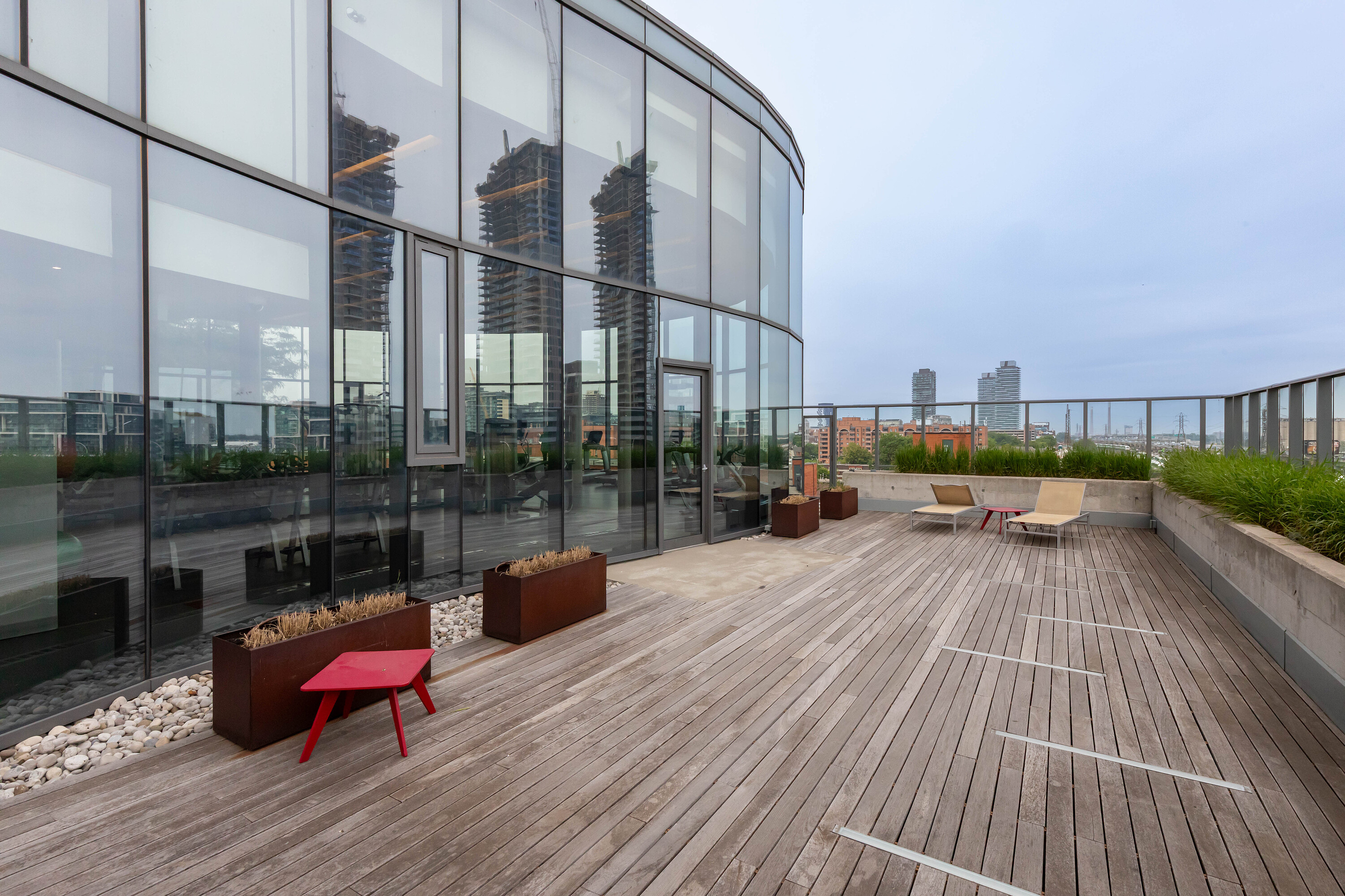  Modern Condo Living - 物件實景