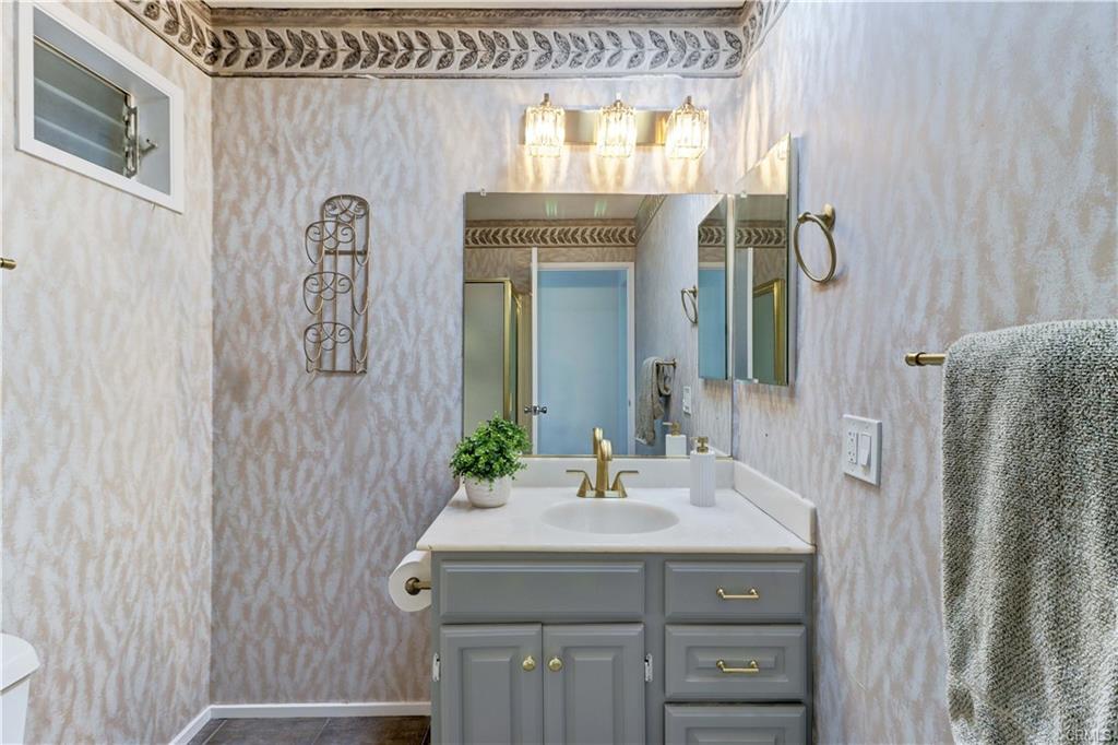 Laguna Woods, California, 92637, United States, 3 Bedrooms Bedrooms, ,Residential,For Sale,2012585