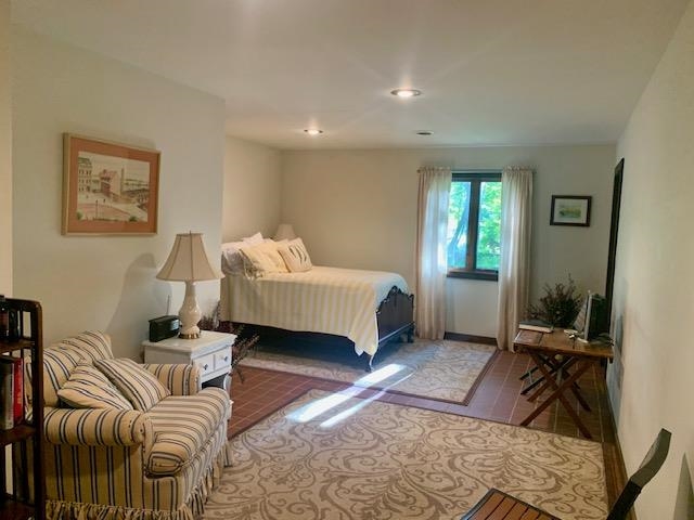 Charlevoix, Michigan, 49720-0000, United States, 2 Bedrooms Bedrooms, ,2 BathroomsBathrooms,Residential,For Sale,1933264