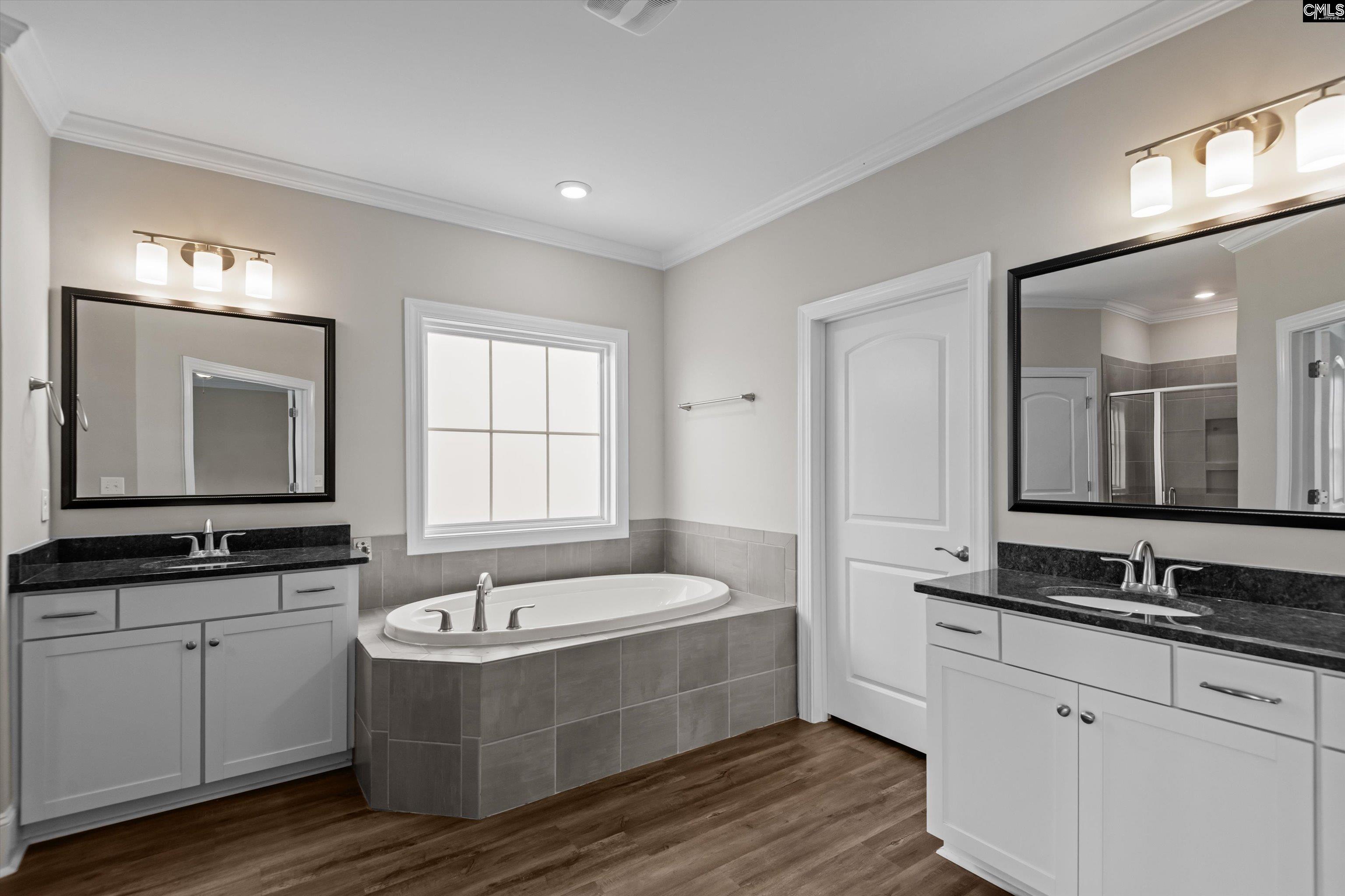 Lexington, South Carolina, 29072, United States, 5 Bedrooms Bedrooms, ,5 BathroomsBathrooms,Residential,For Sale,1984509