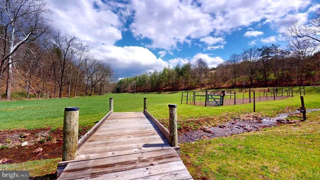 RIO, West Virginia, 26755, United States, 4 Bedrooms Bedrooms, ,2 BathroomsBathrooms,Residential,For Sale,1793735
