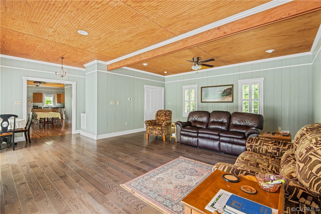 New Canton, Virginia, 23123, United States, 3 Bedrooms Bedrooms, ,2 BathroomsBathrooms,Residential,For Sale,1929008
