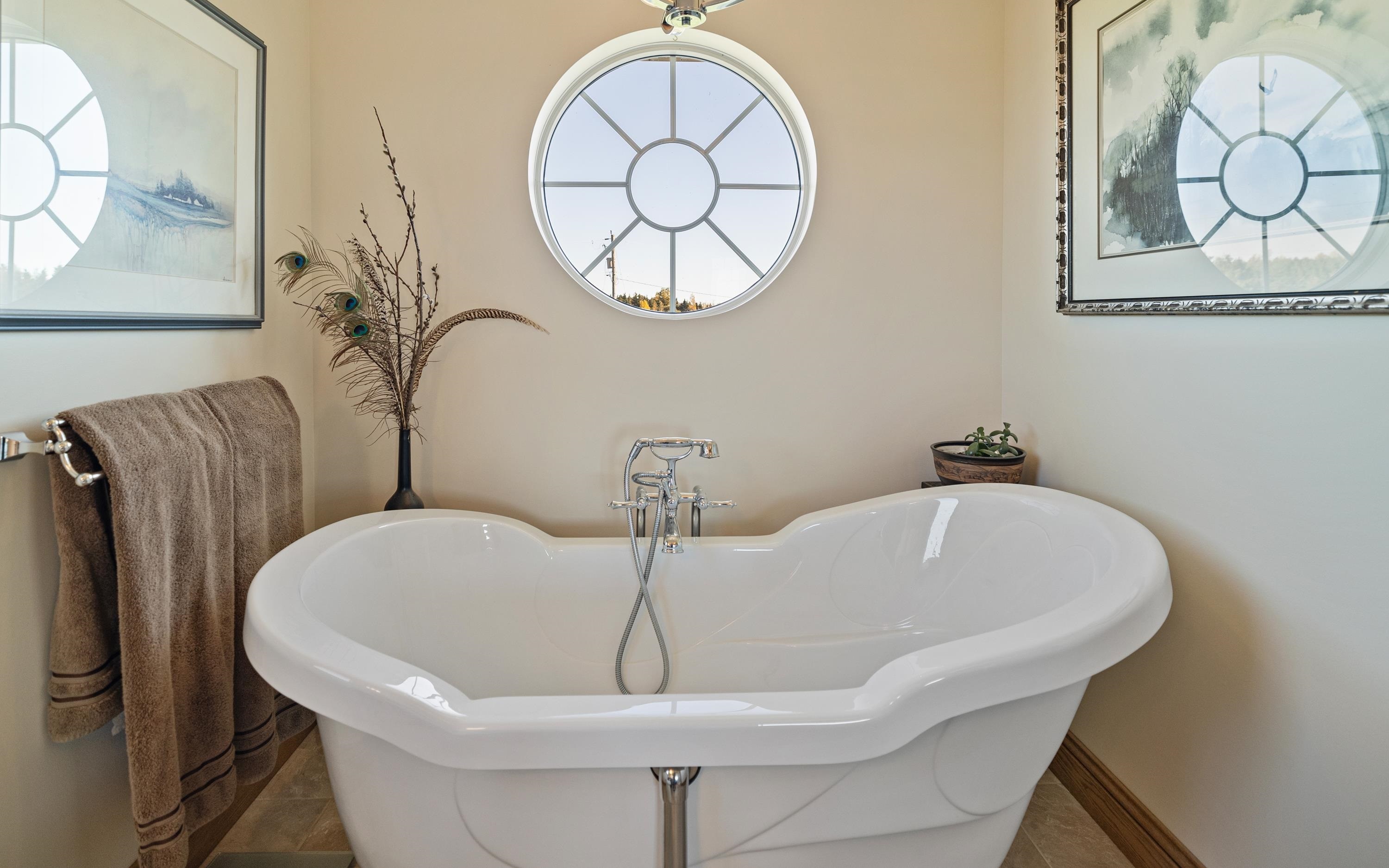 MALPEQUE, Prince Edward Island, C0B 1M0, CA, 3 Bedrooms Bedrooms, ,3 BathroomsBathrooms,Residential,For Sale,1885290
