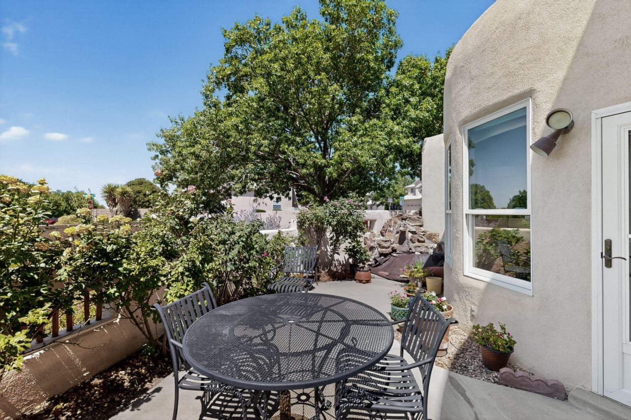Albuquerque, New Mexico, 87112, United States, 4 Bedrooms Bedrooms, ,3 BathroomsBathrooms,Residential,For Sale,1917546