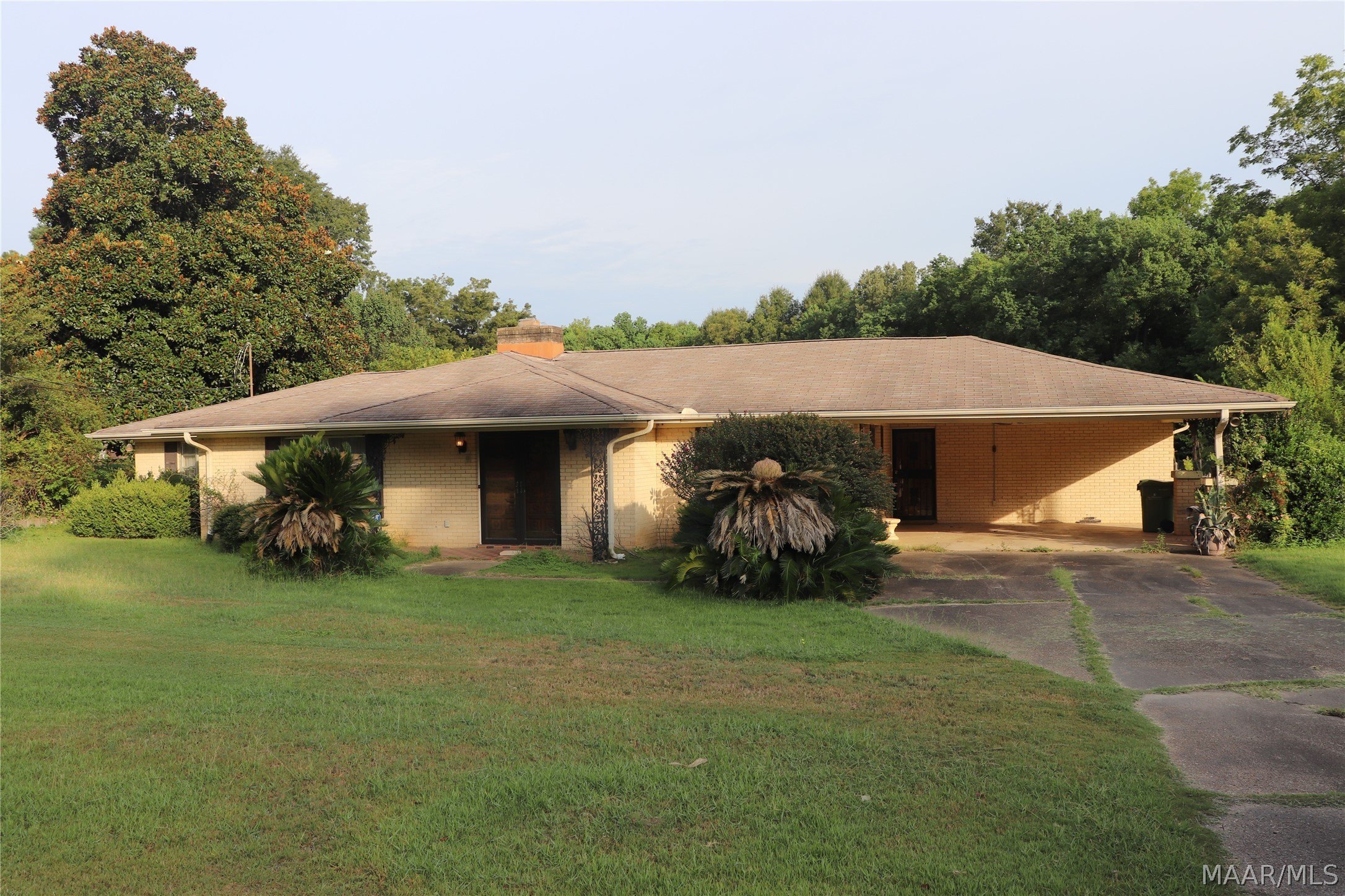 Lehigh St, Montgomery, AL 36108
