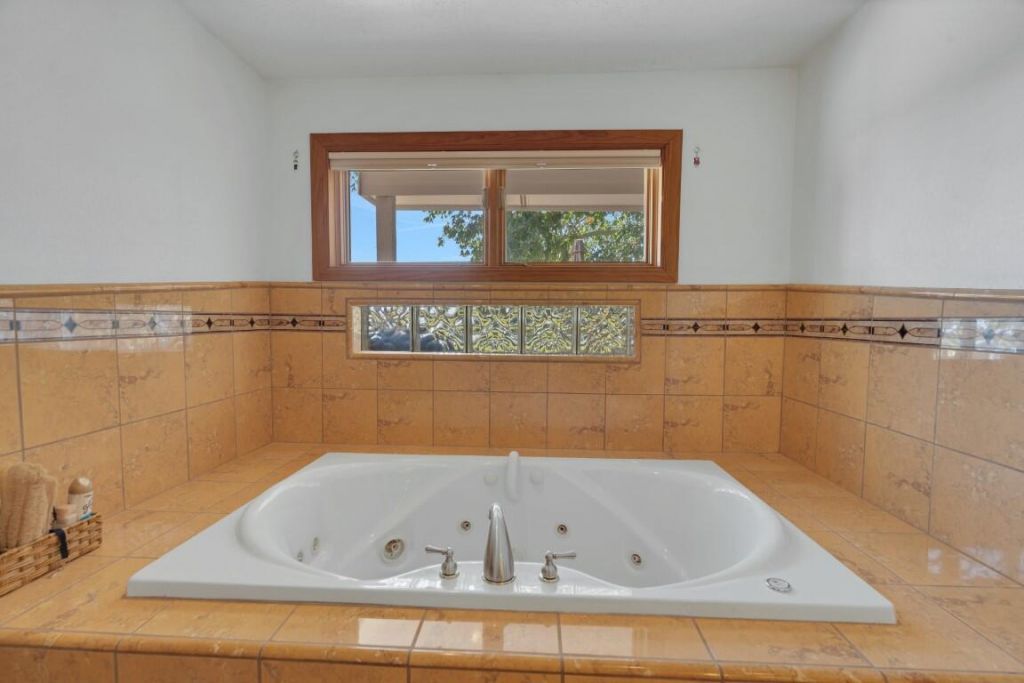 Socorro, New Mexico, 87801, United States, 3 Bedrooms Bedrooms, ,3 BathroomsBathrooms,Residential,For Sale,2000586