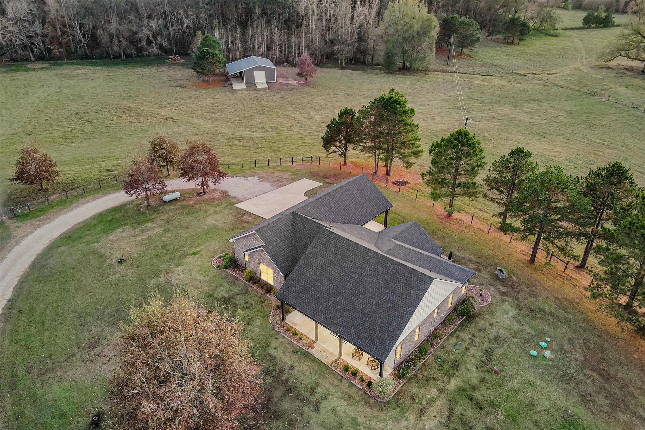 Mount Enterprise, Texas, 75681, United States, ,Residential,For Sale,2001893
