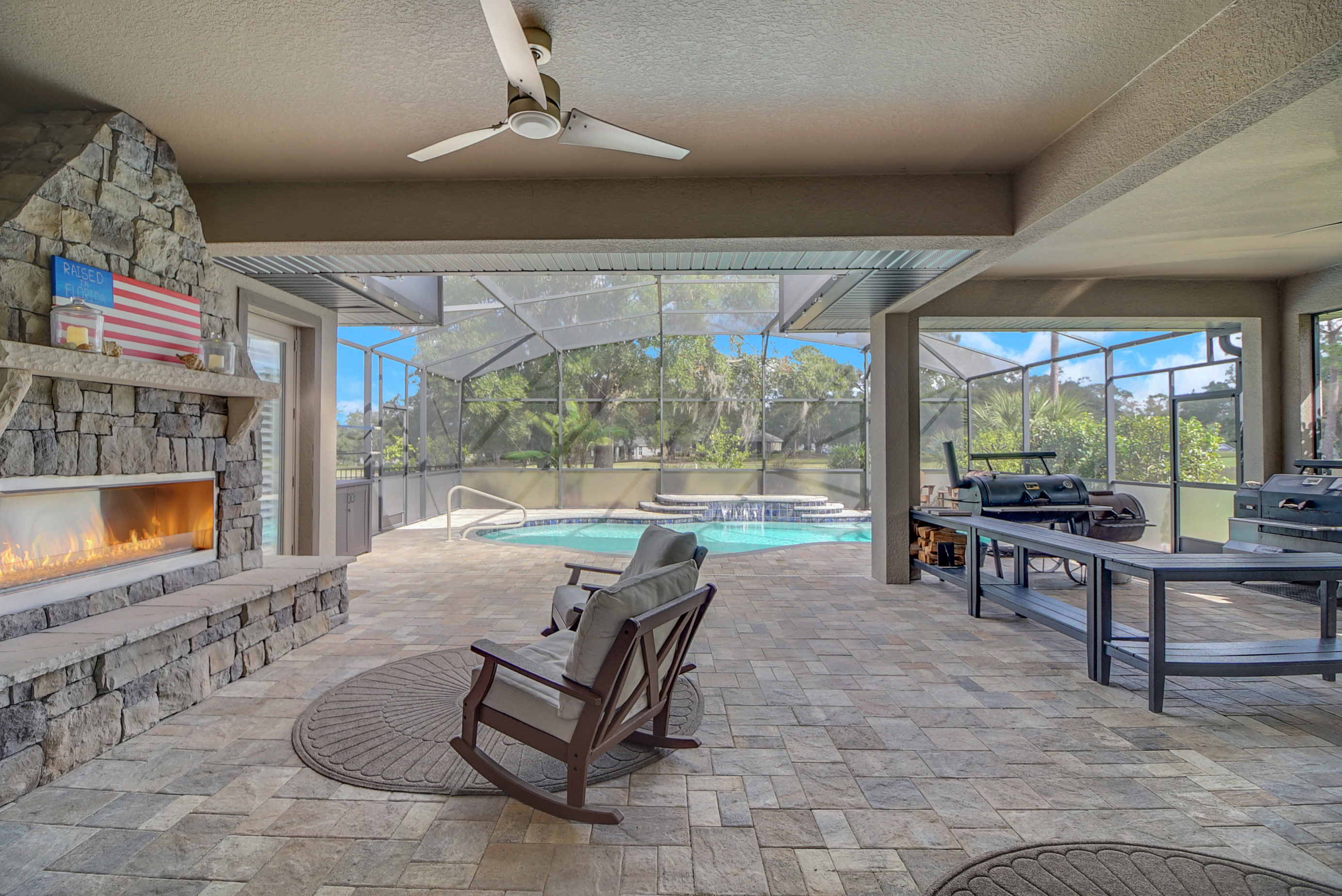 Lady Lake, Florida, 32159, United States, 4 Bedrooms Bedrooms, ,3 BathroomsBathrooms,Residential,For Sale,1922076