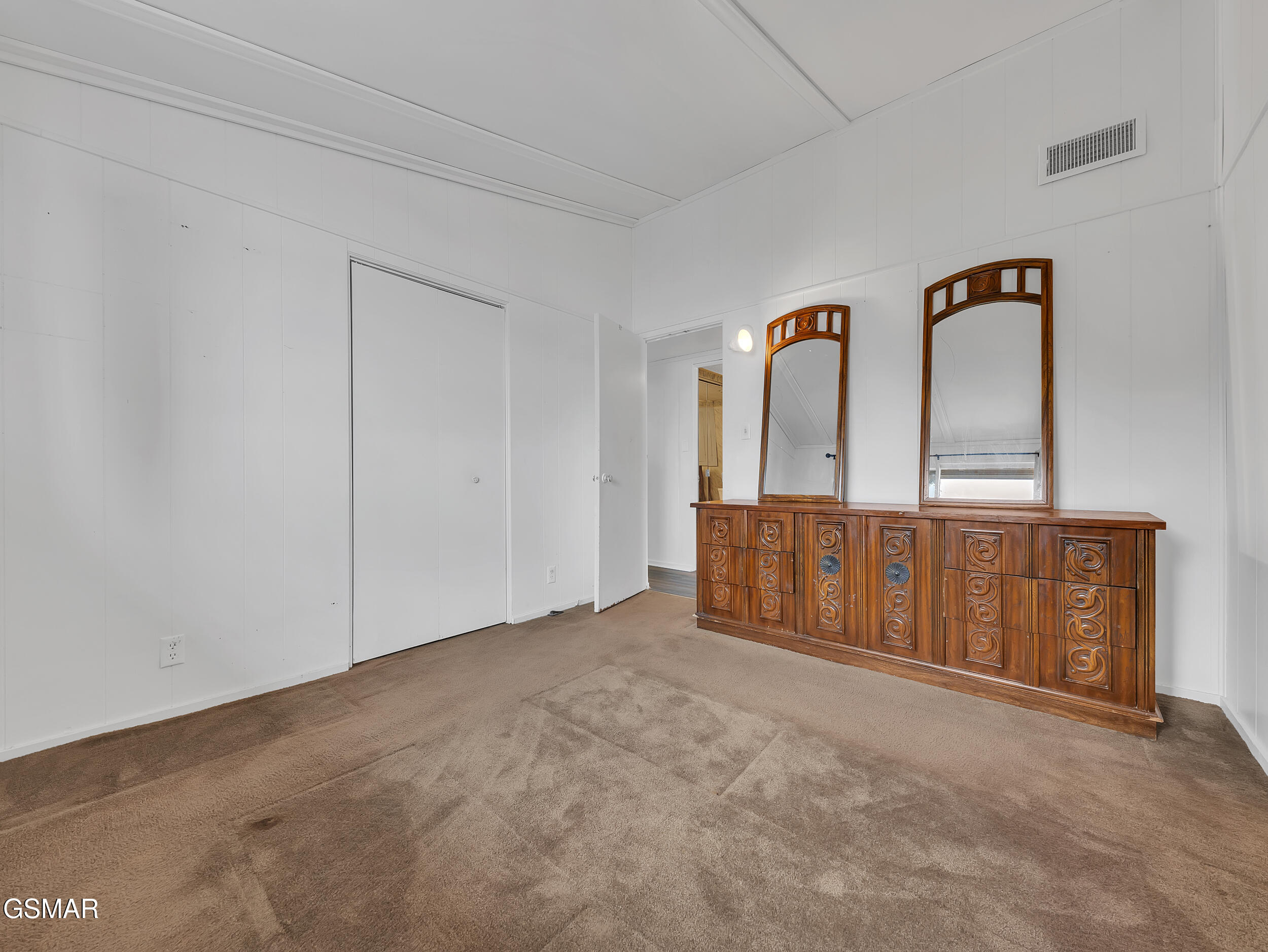 Dandridge, Tennessee, 37725, United States, 3 Bedrooms Bedrooms, ,1 BathroomBathrooms,Residential,For Sale,1973738