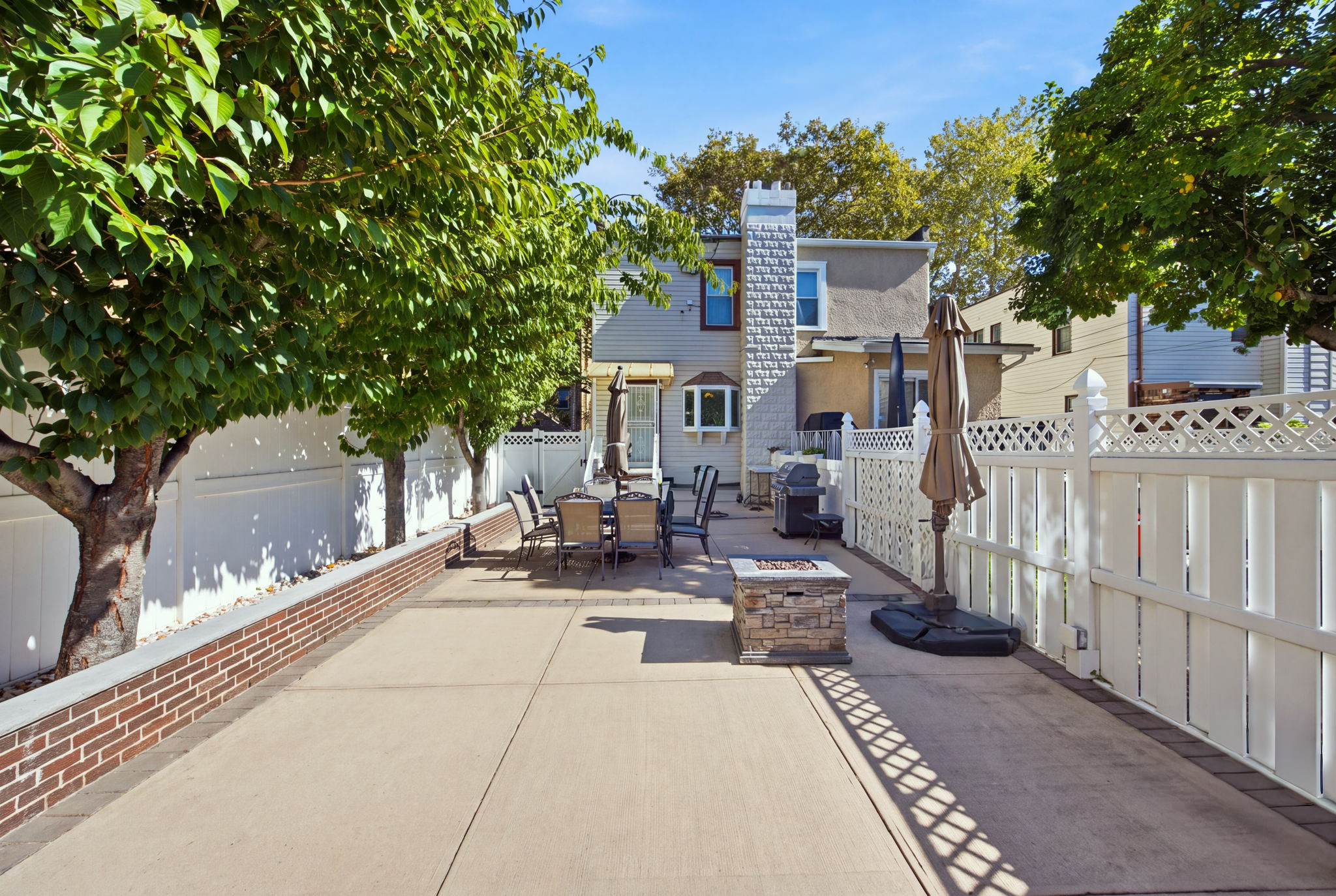  1614 W11th Street - 物件實景