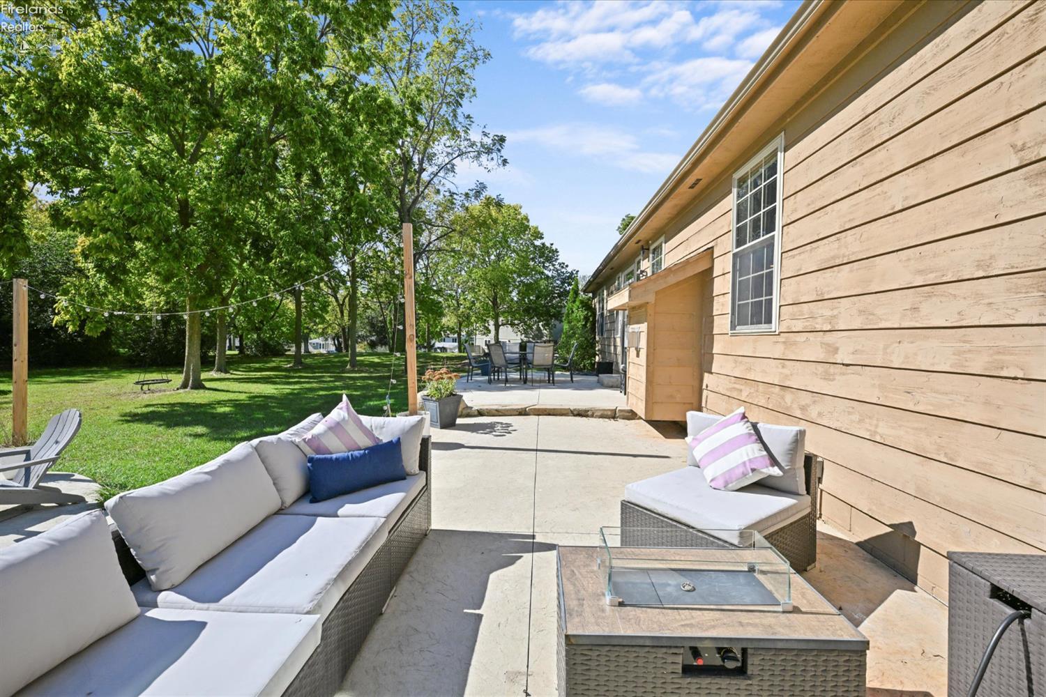 Port Clinton, Ohio, 43452, United States, 3 Bedrooms Bedrooms, ,3 BathroomsBathrooms,Residential,For Sale,1976751