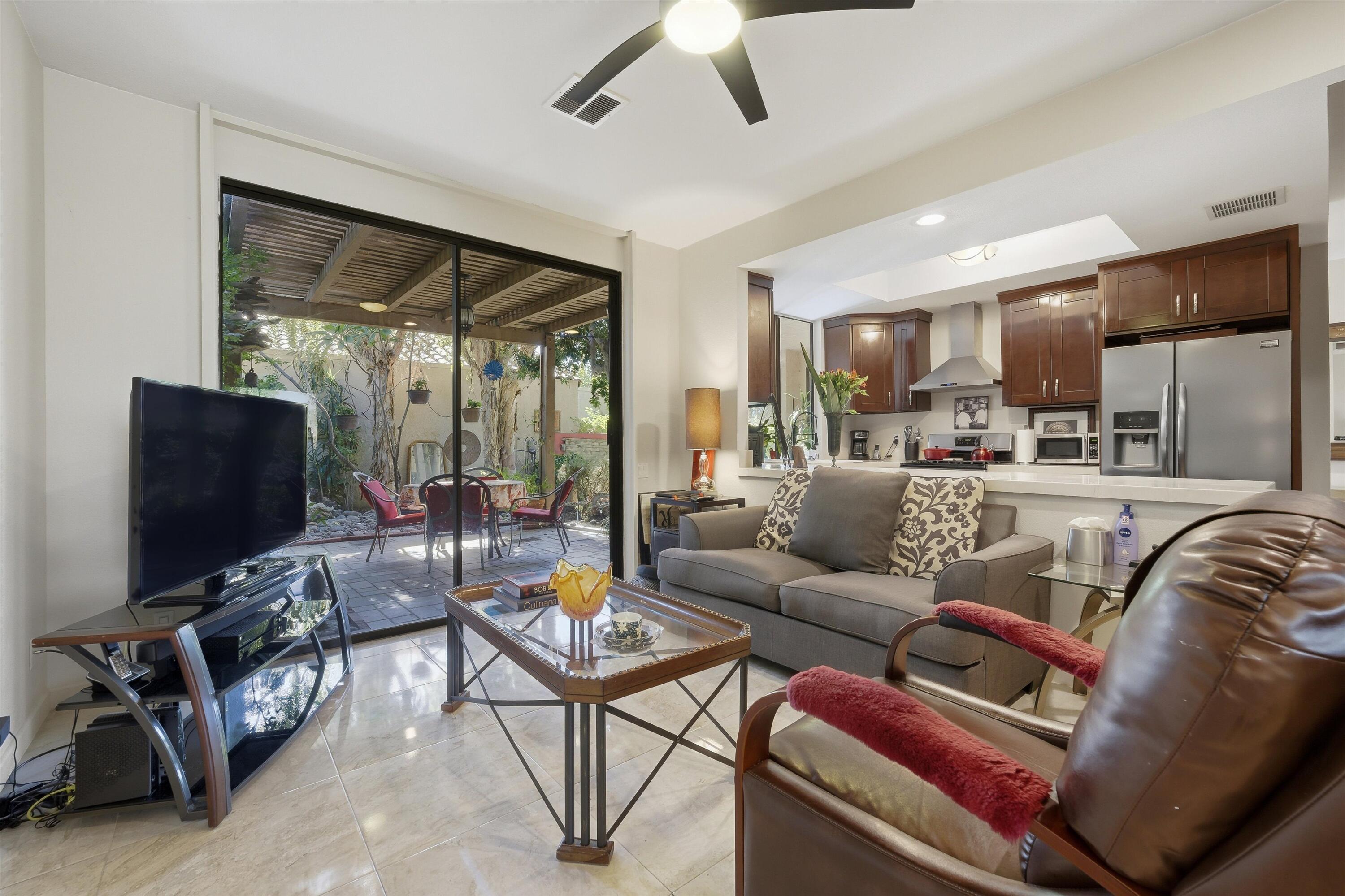 Rancho Mirage, California, 92270, United States, 2 Bedrooms Bedrooms, ,2 BathroomsBathrooms,Residential,For Sale,1993377