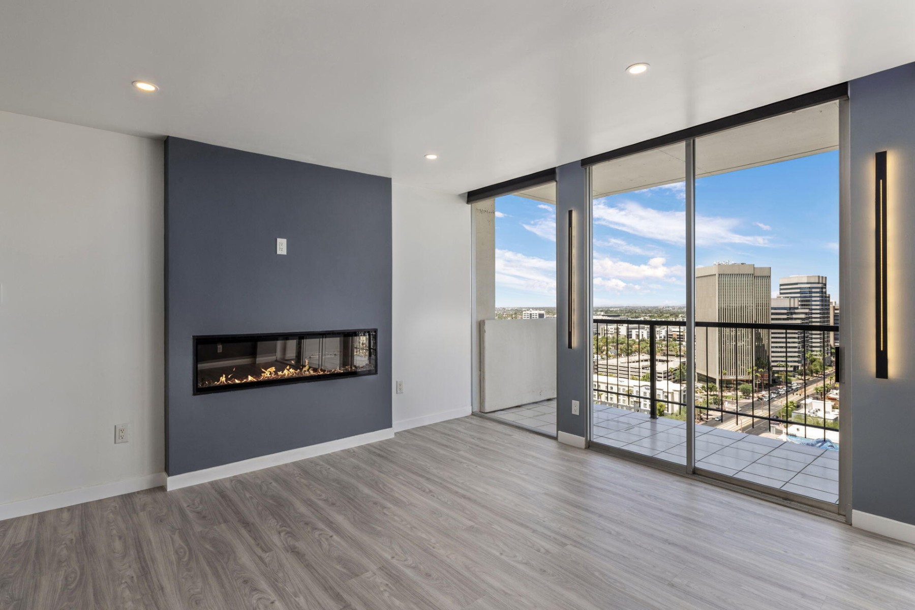  2323 N Central Ave¦Phoenix, AZ - 物件實景