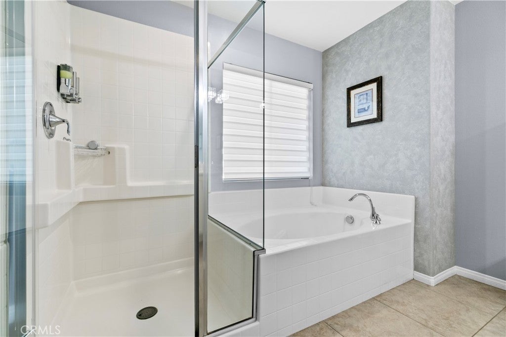 Indio, California, 92203, United States, 5 Bedrooms Bedrooms, ,3 BathroomsBathrooms,Residential,For Sale,1989302