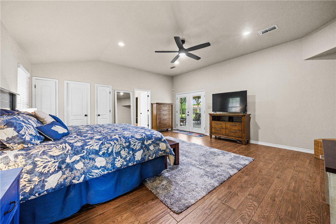 Corpus Christi, Texas, 78412, United States, 4 Bedrooms Bedrooms, ,4 BathroomsBathrooms,Residential,For Sale,1956068