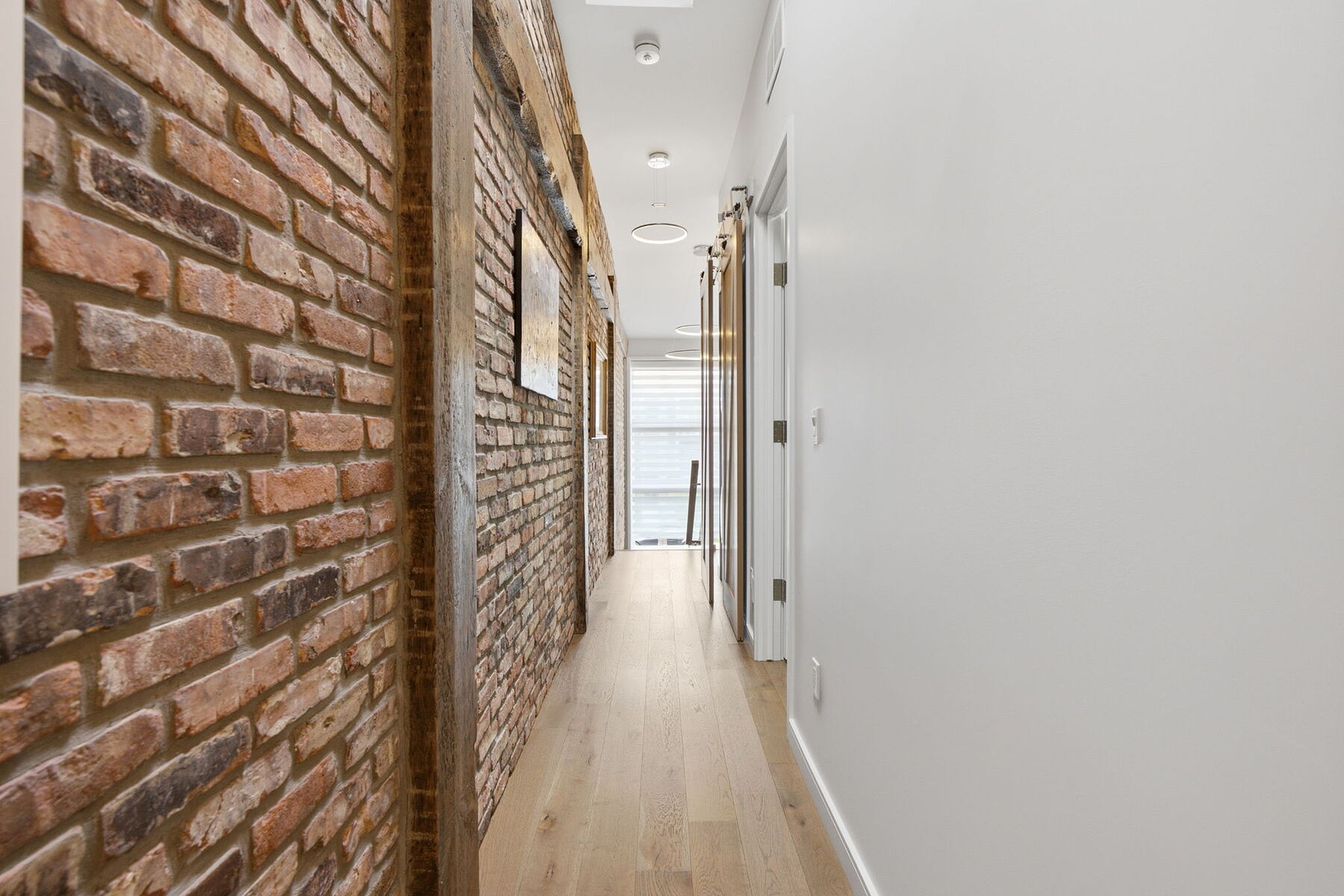  Modern Danforth Village Living - 物件實景
