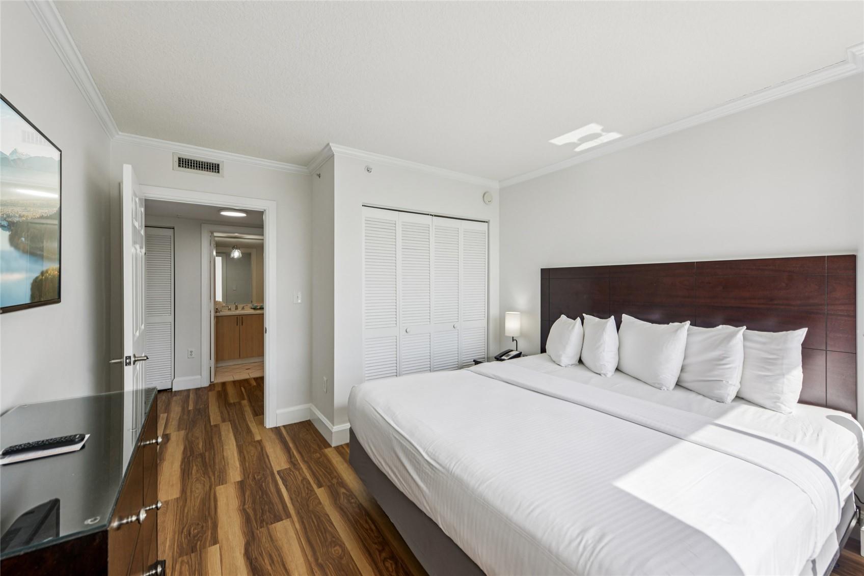 Miami, Florida, 33133, United States, 1 Bedroom Bedrooms, ,1 BathroomBathrooms,Residential,For Sale,1985715