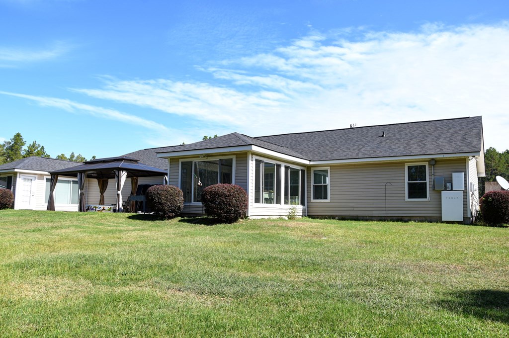 Valdosta, Georgia, 31601, United States, 4 Bedrooms Bedrooms, ,3 BathroomsBathrooms,Residential,For Sale,2005442