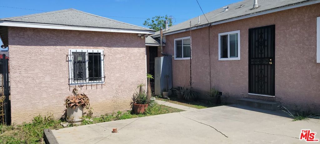 Compton, California, 90220, United States, 3 Bedrooms Bedrooms, ,1 BathroomBathrooms,Residential,For Sale,1846005
