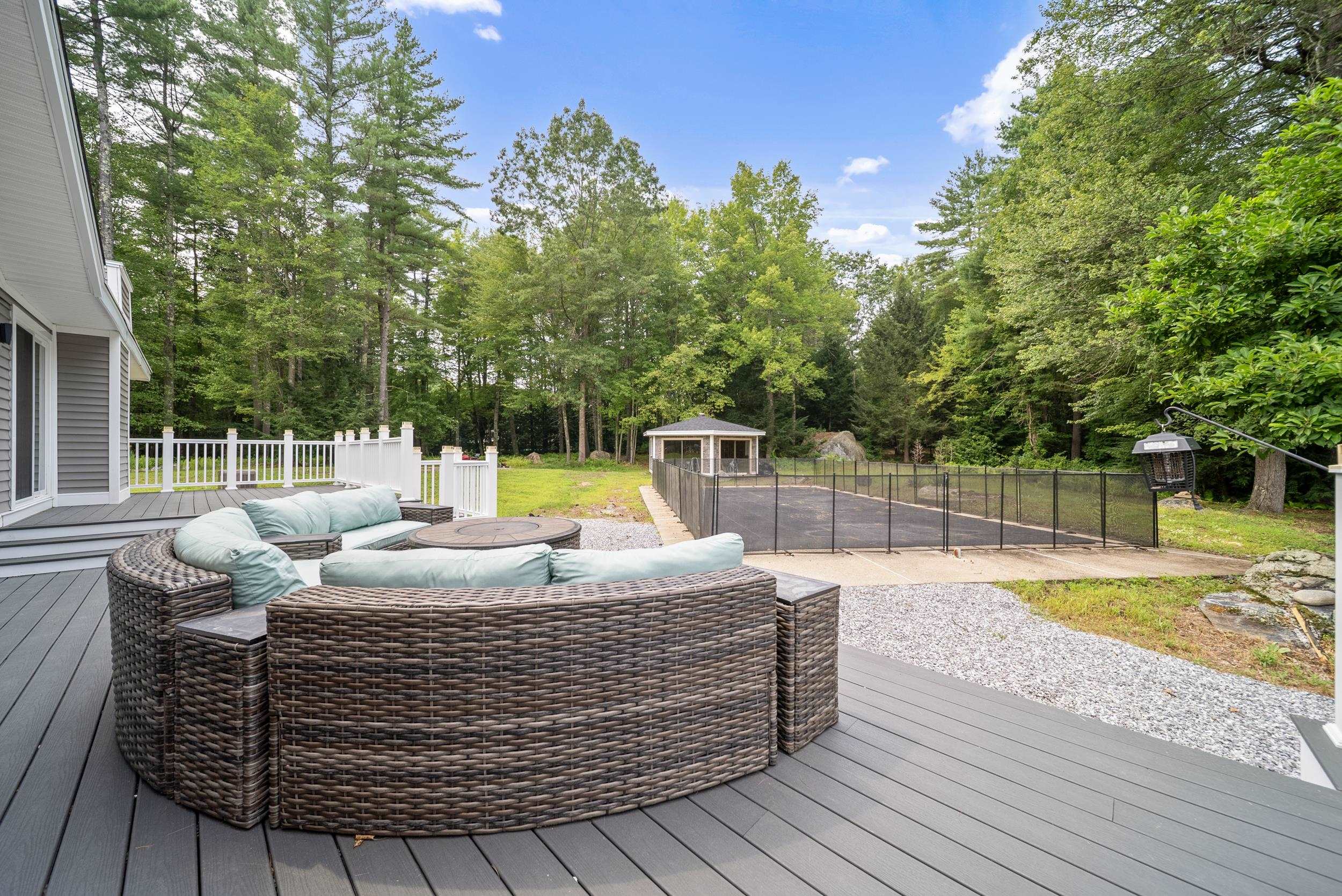 Merrimack, New Hampshire, 03054, United States, 3 Bedrooms Bedrooms, ,Residential,For Sale,1911681