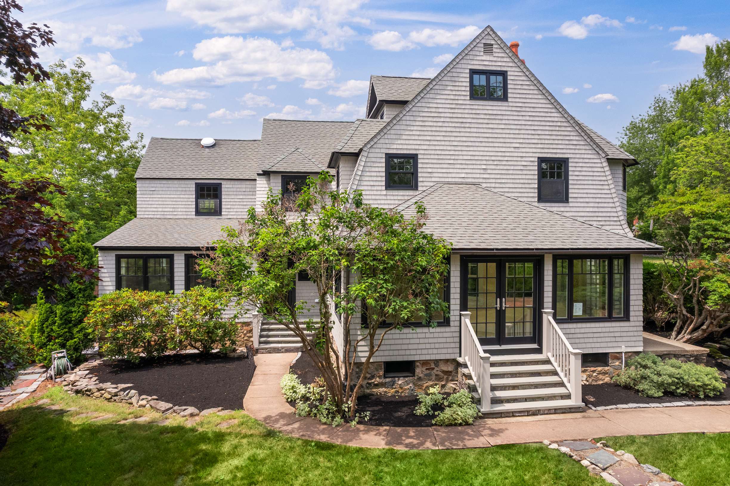  The Haven  A Stunning Estate in the Heart of York Harbor with River Views - 物件實景