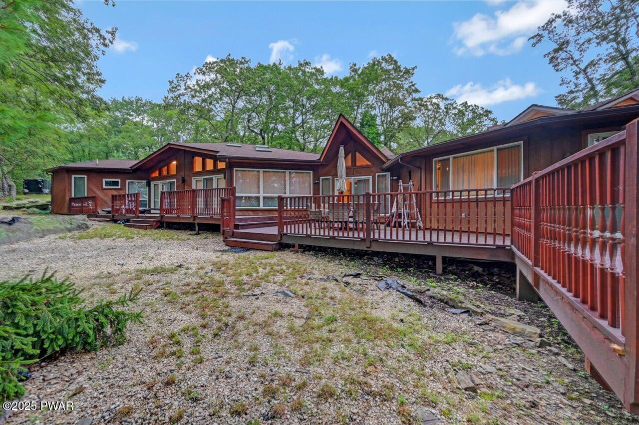 Hawley, Pennsylvania, 18428, United States, 3 Bedrooms Bedrooms, ,3 BathroomsBathrooms,Residential,For Sale,1937787