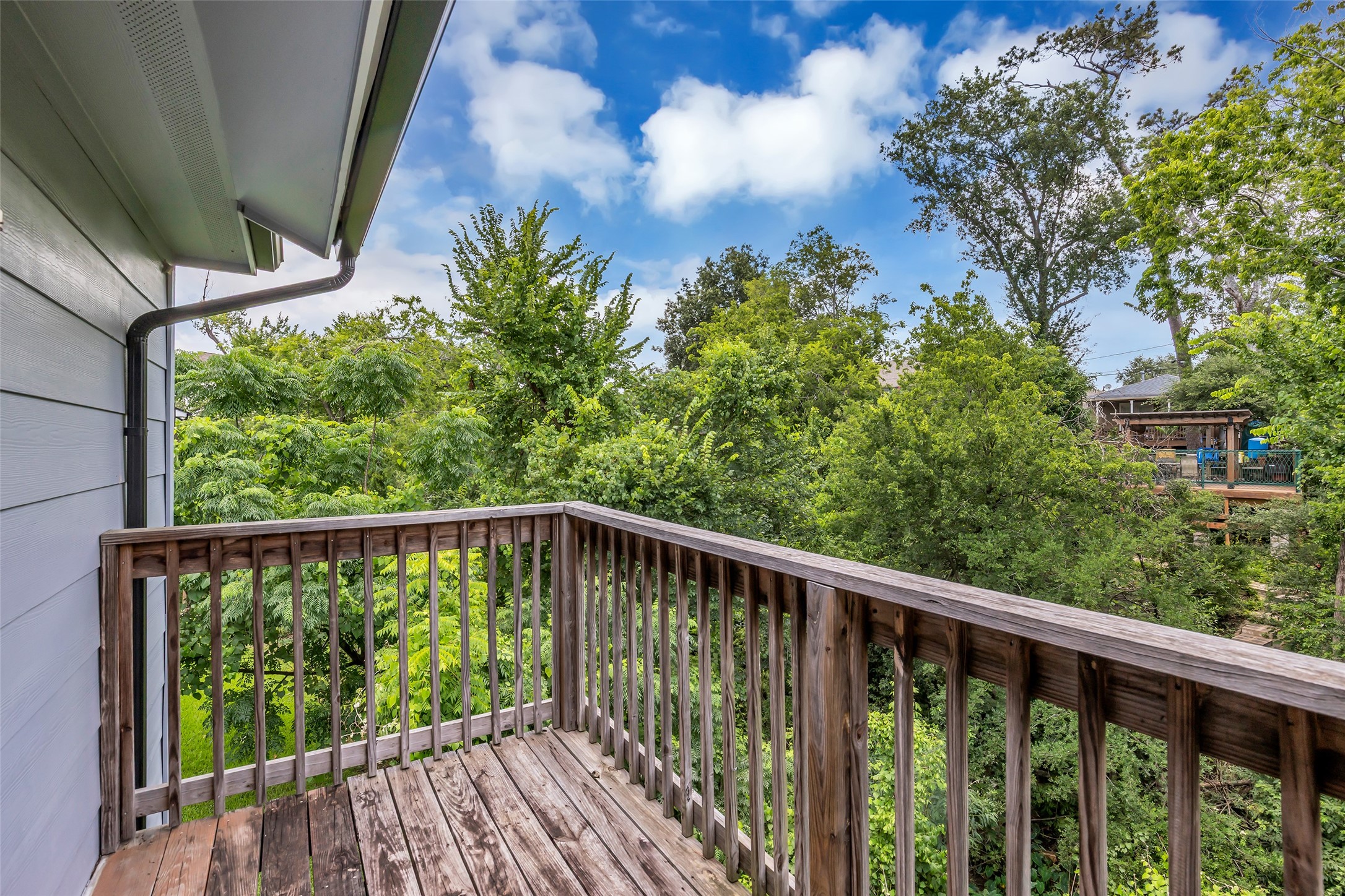  749 Worthshire Street #1 - 物件實景
