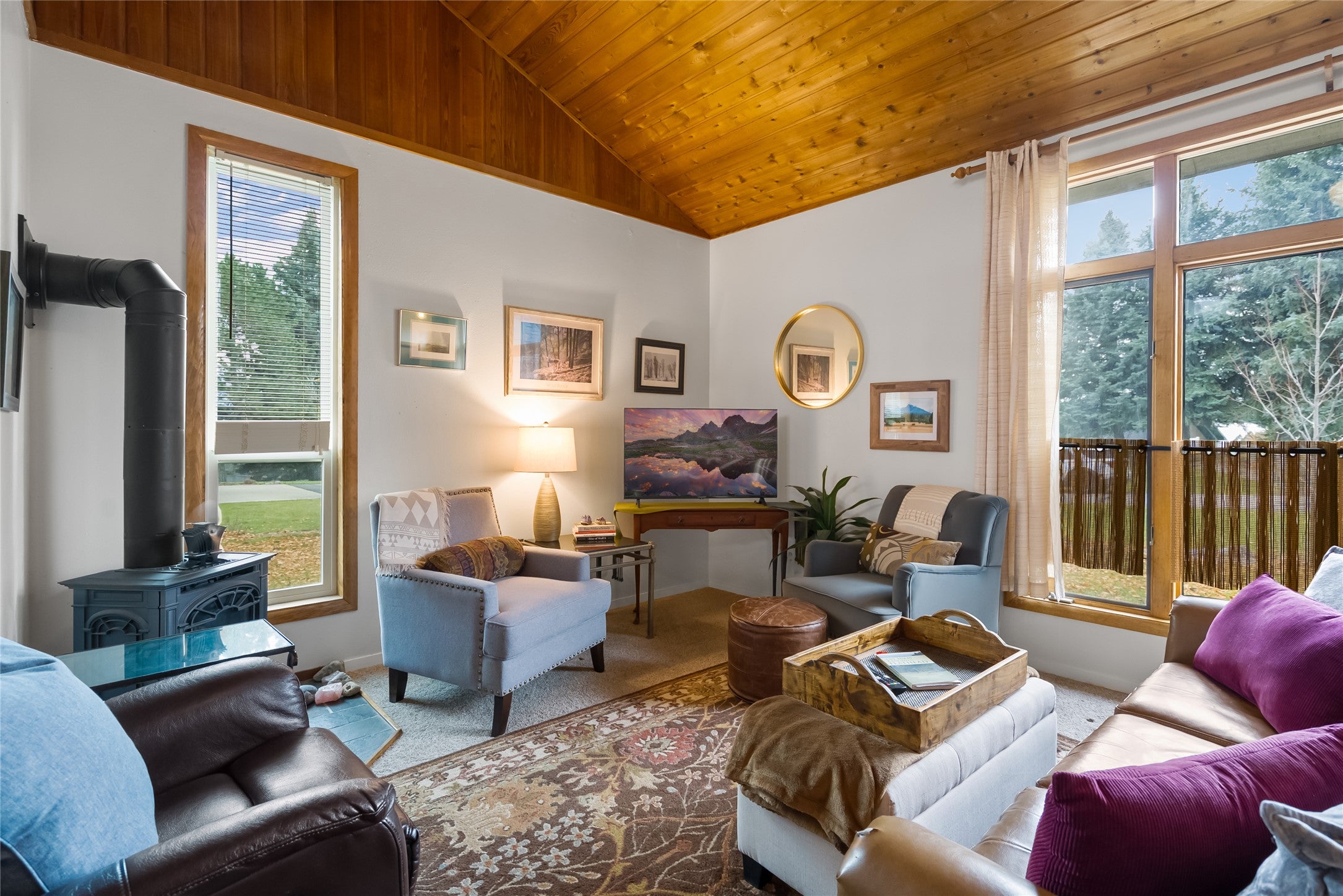 Bigfork, Montana, 59911, United States, 4 Bedrooms Bedrooms, ,2 BathroomsBathrooms,Residential,For Sale,1992095