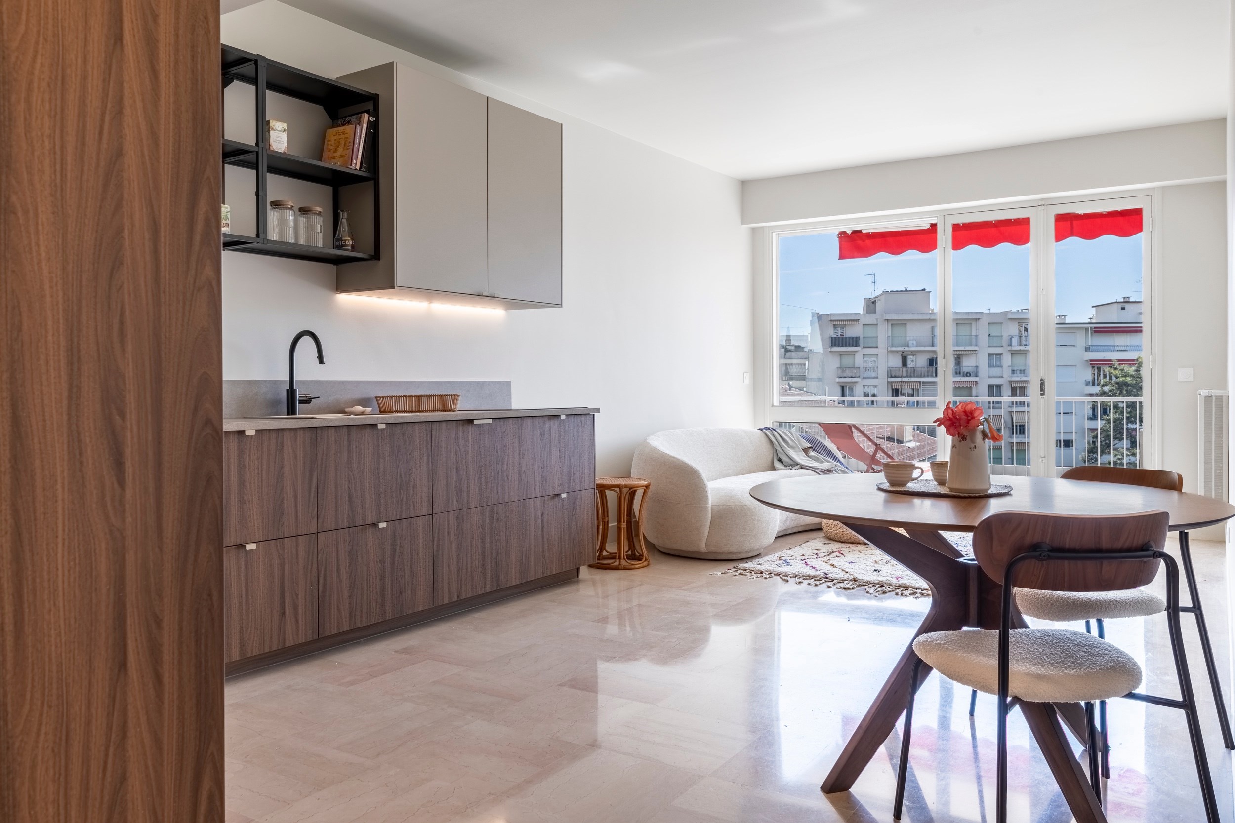  Parc Impérial - Exclusive listing: renovated 2-bed apartment with terrace and v… - 物件實景