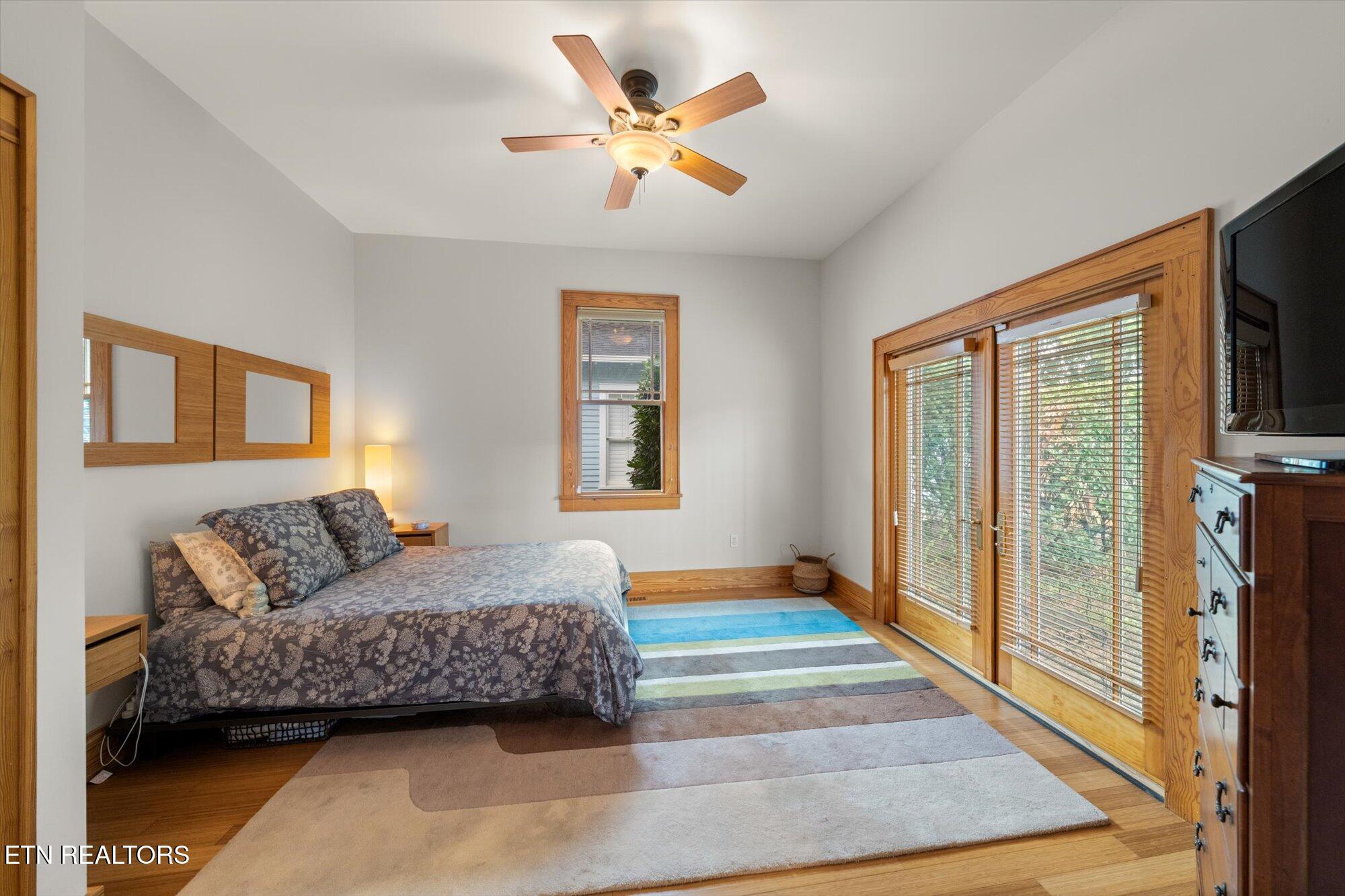 Knoxville, Tennessee, 37917, United States, 3 Bedrooms Bedrooms, ,2 BathroomsBathrooms,Residential,For Sale,1905773