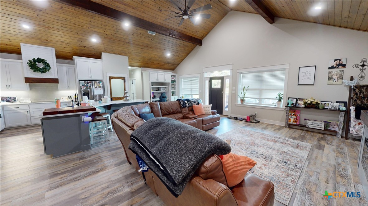 Goliad, Texas, 77963, United States, 4 Bedrooms Bedrooms, ,3 BathroomsBathrooms,Residential,For Sale,1895405