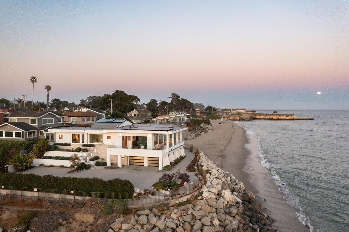 Santa Cruz, California, 95062, United States, 4 Bedrooms Bedrooms, ,4 BathroomsBathrooms,Residential,For Sale,1898604