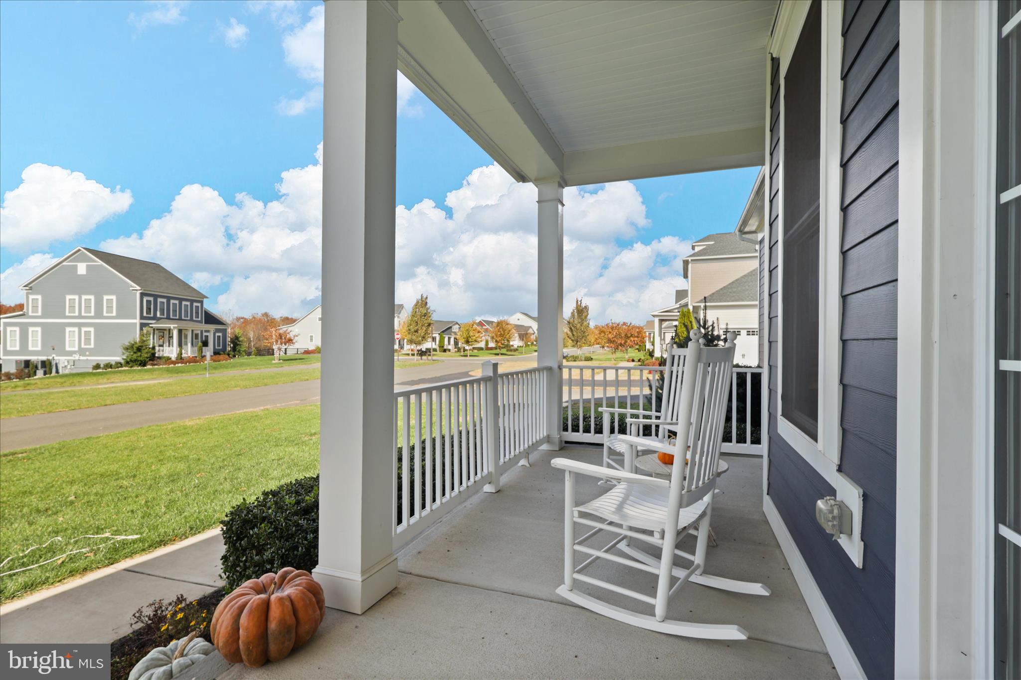 Aldie, Virginia, 20105, United States, 5 Bedrooms Bedrooms, ,5 BathroomsBathrooms,Residential,For Sale,1987386